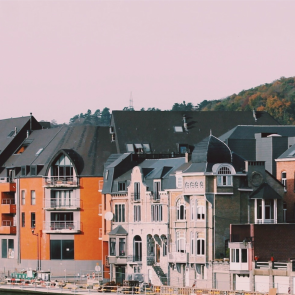 Why More and More Americans Are Choosing Europe